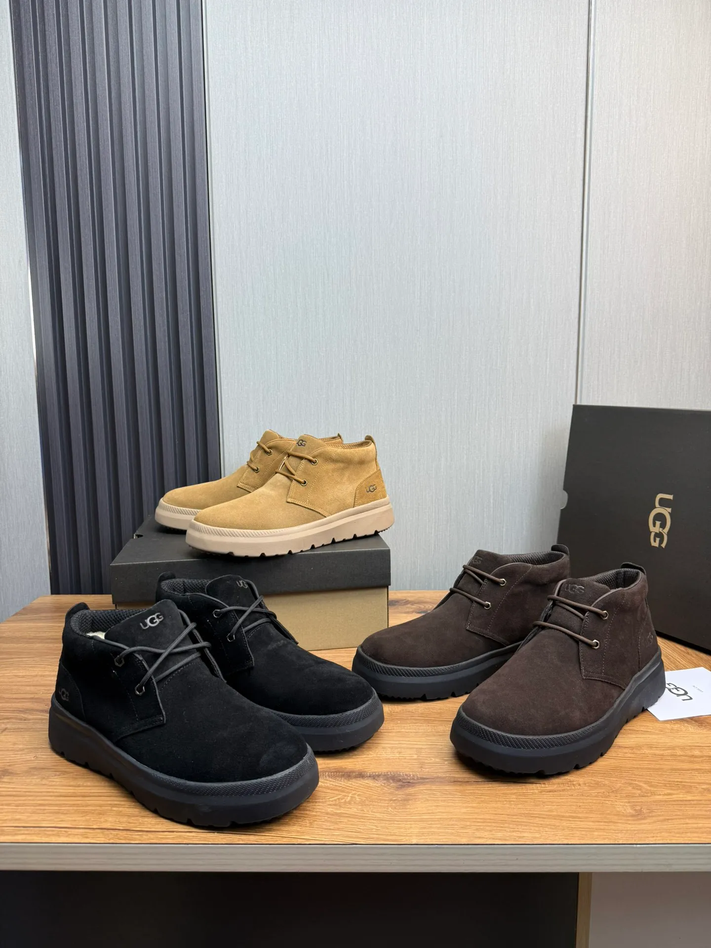 Men's shoes 💰480💰 [UGG] Hot winter warm boots 🐑Purely hand-stitched! Simple and stylish design, frosted cowhide➕Comfortable and warm wool➕UGG original outsole‼ ️Soft and comfortable to wear, good warmth retention, and excellent foot feel. Regular size 41-47